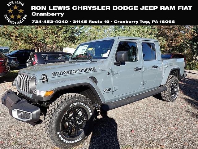 new 2025 Jeep Gladiator car, priced at $43,874