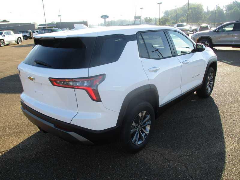 new 2026 Chevrolet Equinox car, priced at $30,820