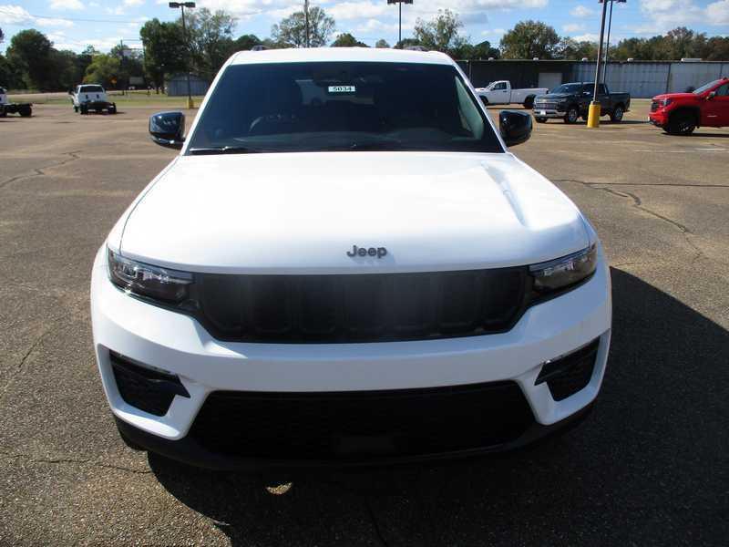 new 2025 Jeep Grand Cherokee car, priced at $47,191