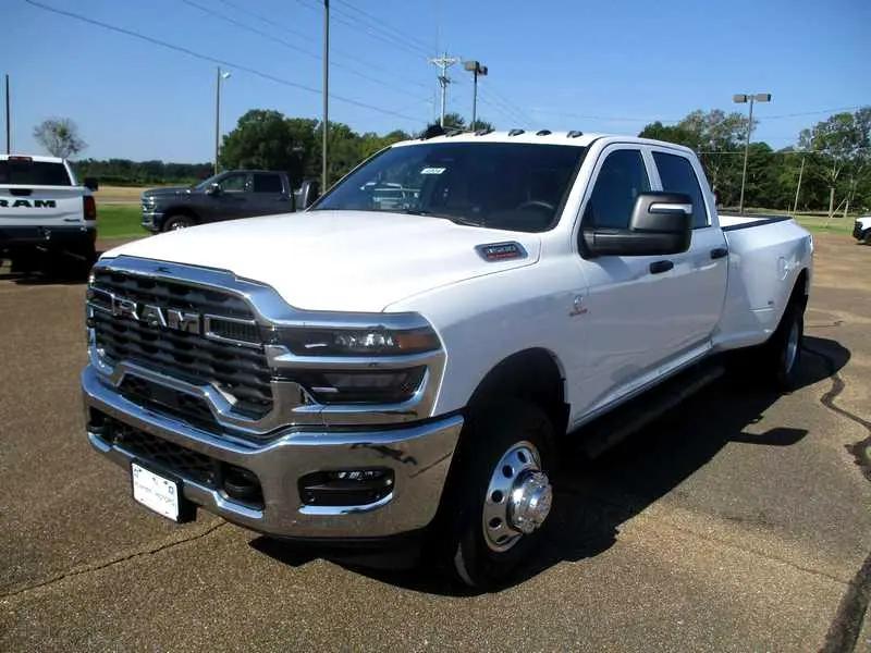 new 2025 Ram 3500 car, priced at $70,598