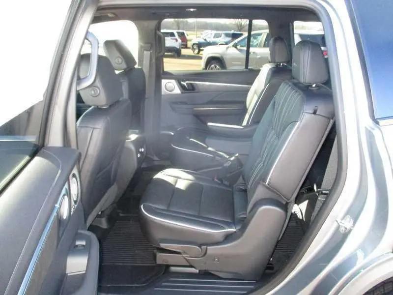 new 2026 Buick Enclave car, priced at $65,953