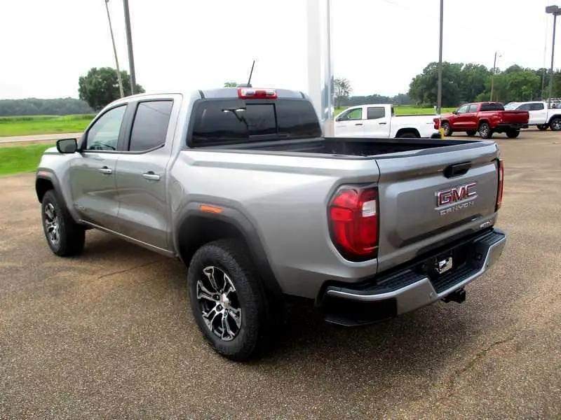 new 2025 GMC Canyon car, priced at $46,046