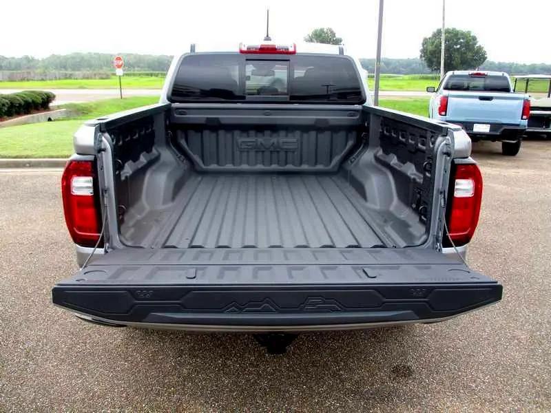 new 2025 GMC Canyon car, priced at $46,046