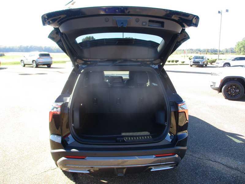 new 2026 Chevrolet Equinox car, priced at $39,150