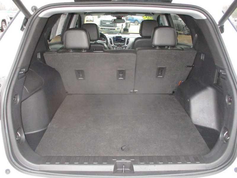 used 2021 Chevrolet Equinox car, priced at $18,530