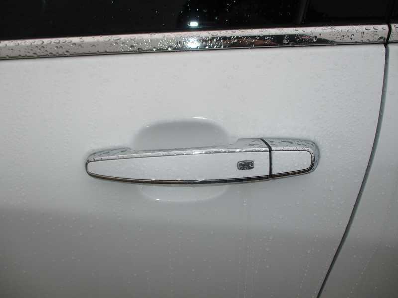 used 2021 Chevrolet Equinox car, priced at $18,530