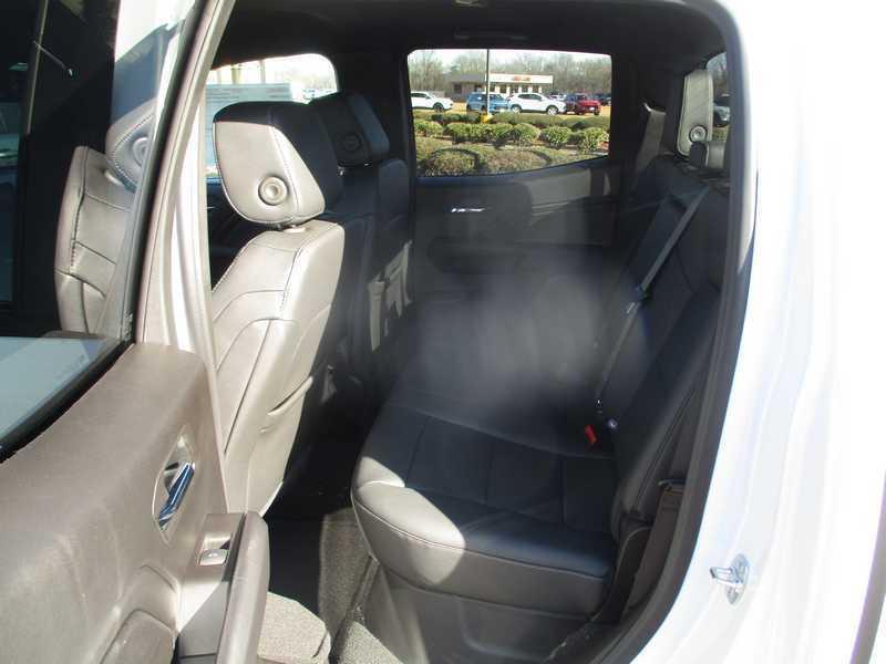 new 2025 GMC Canyon car, priced at $45,154