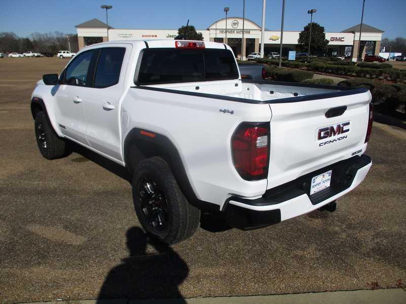 new 2025 GMC Canyon car, priced at $45,154