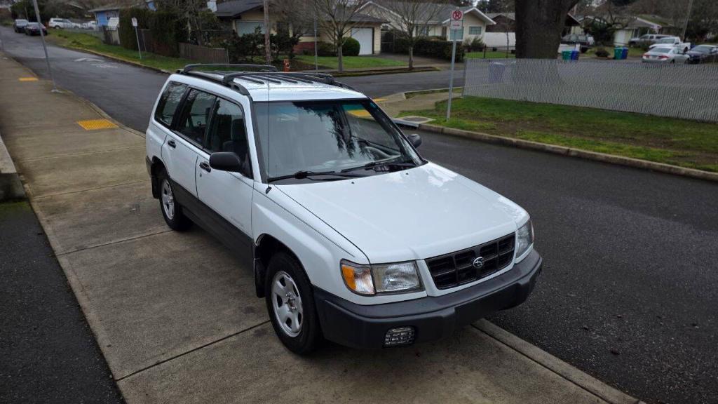 used 2000 Subaru Forester car, priced at $4,995