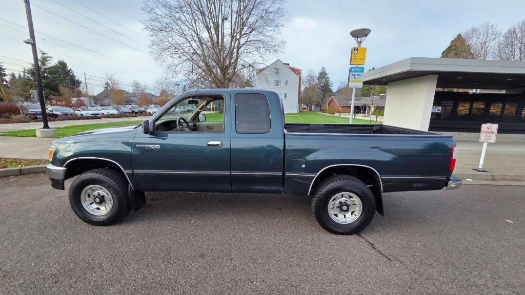 used 1996 Toyota T100 car, priced at $8,995