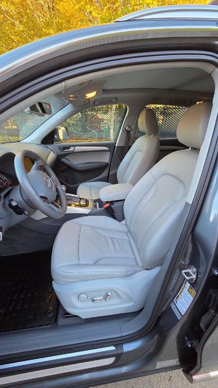 used 2015 Audi Q5 car, priced at $11,995