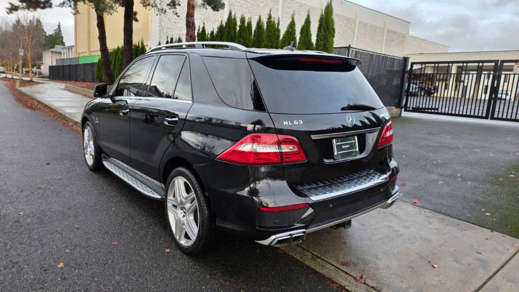 used 2012 Mercedes-Benz M-Class car, priced at $19,995