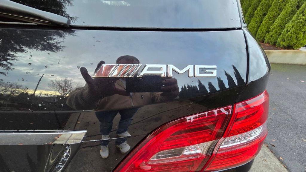 used 2012 Mercedes-Benz M-Class car, priced at $19,995