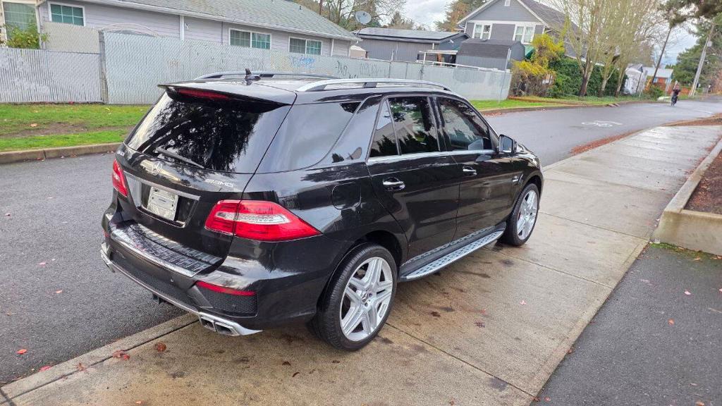 used 2012 Mercedes-Benz M-Class car, priced at $19,995
