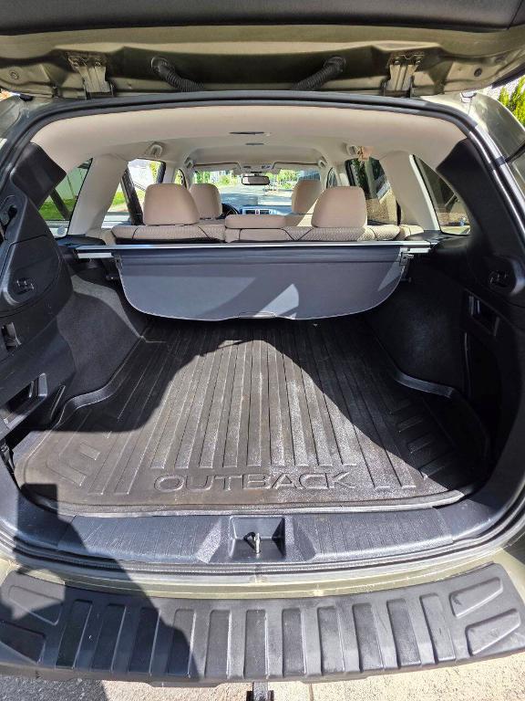 used 2015 Subaru Outback car, priced at $9,495