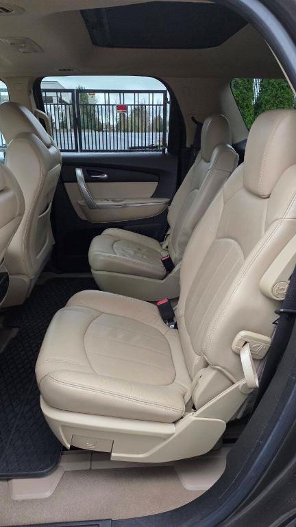 used 2010 GMC Acadia car, priced at $5,495