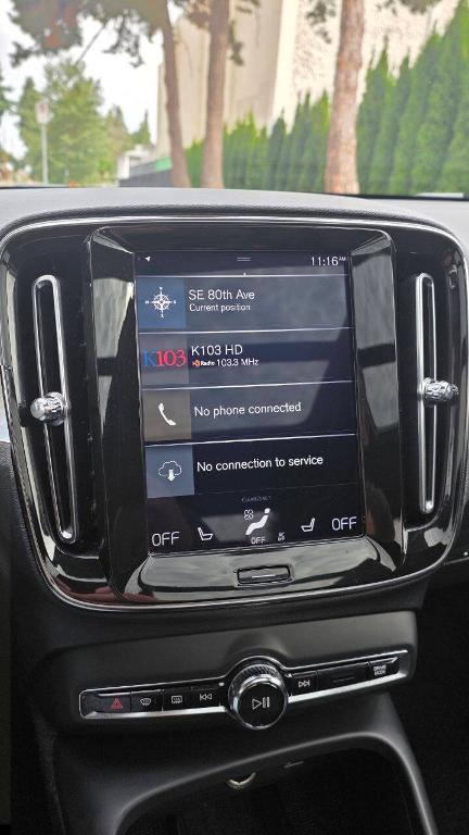 used 2020 Volvo XC40 car, priced at $18,995