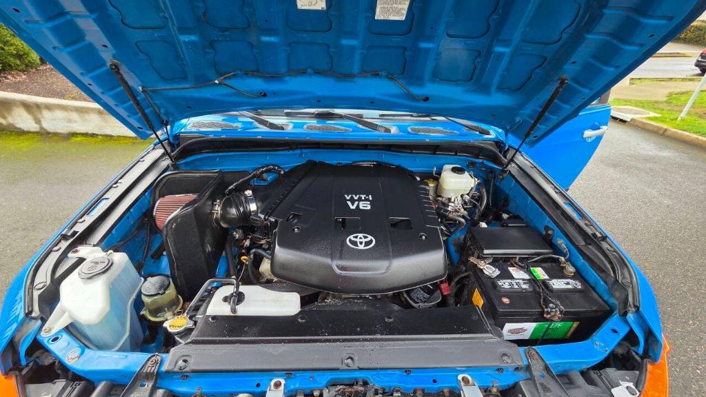 used 2007 Toyota FJ Cruiser car, priced at $13,995