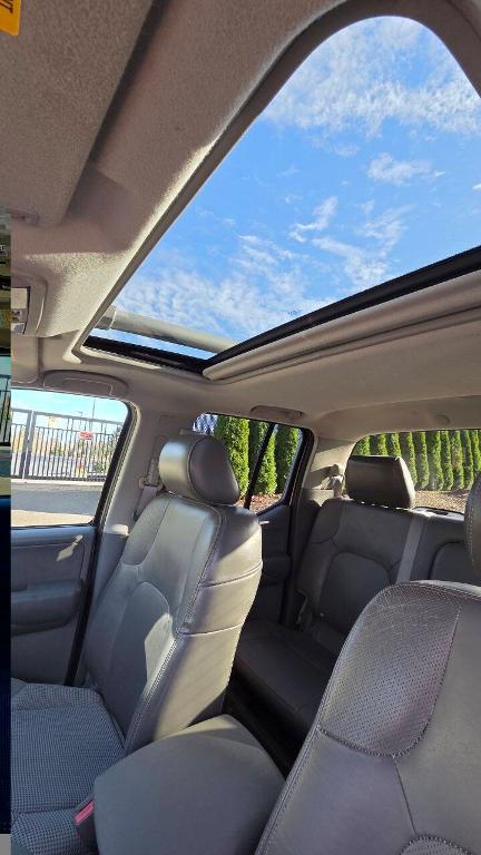 used 2007 Nissan Frontier car, priced at $11,995