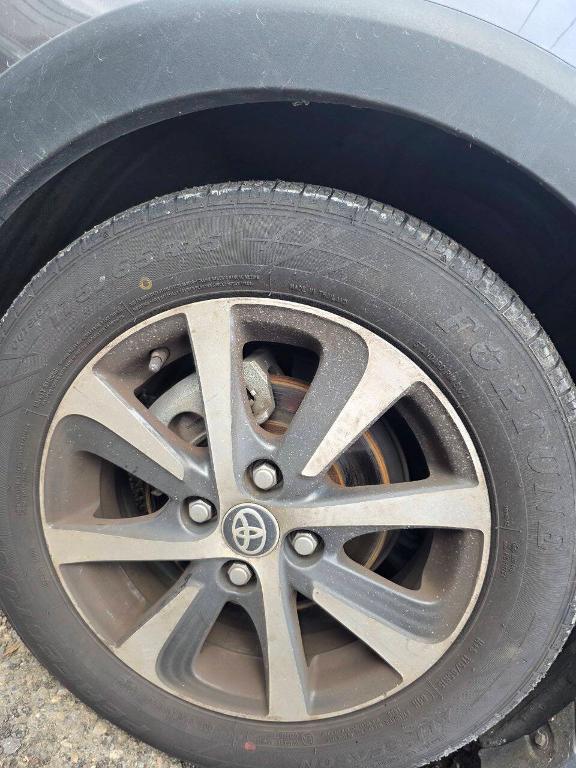 used 2015 Jeep Cherokee car, priced at $6,995