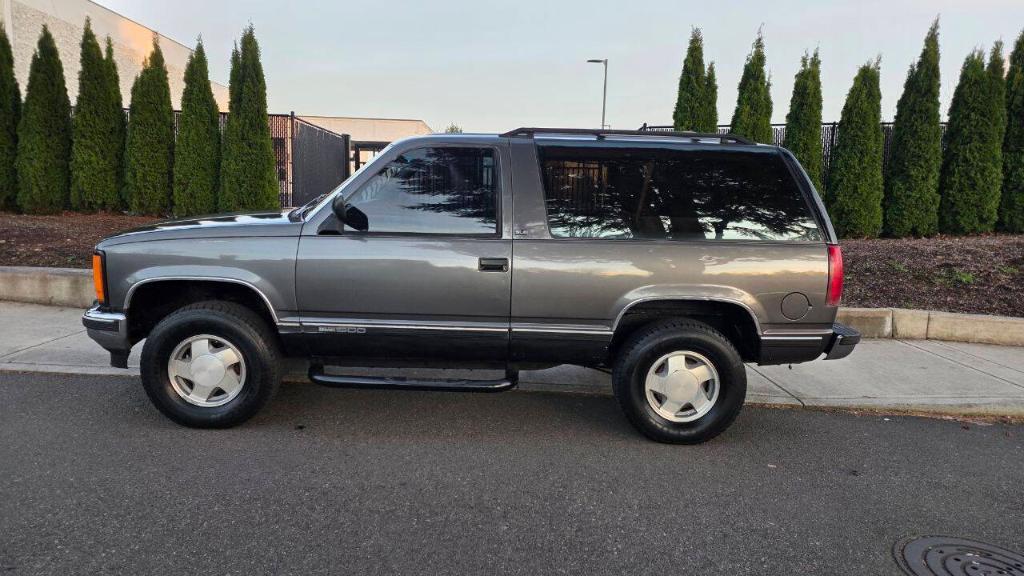 used 1992 GMC Yukon car, priced at $8,995
