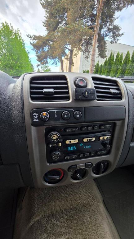 used 2004 Chevrolet Colorado car, priced at $8,995