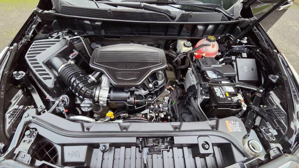 used 2017 Cadillac XT5 car, priced at $16,995