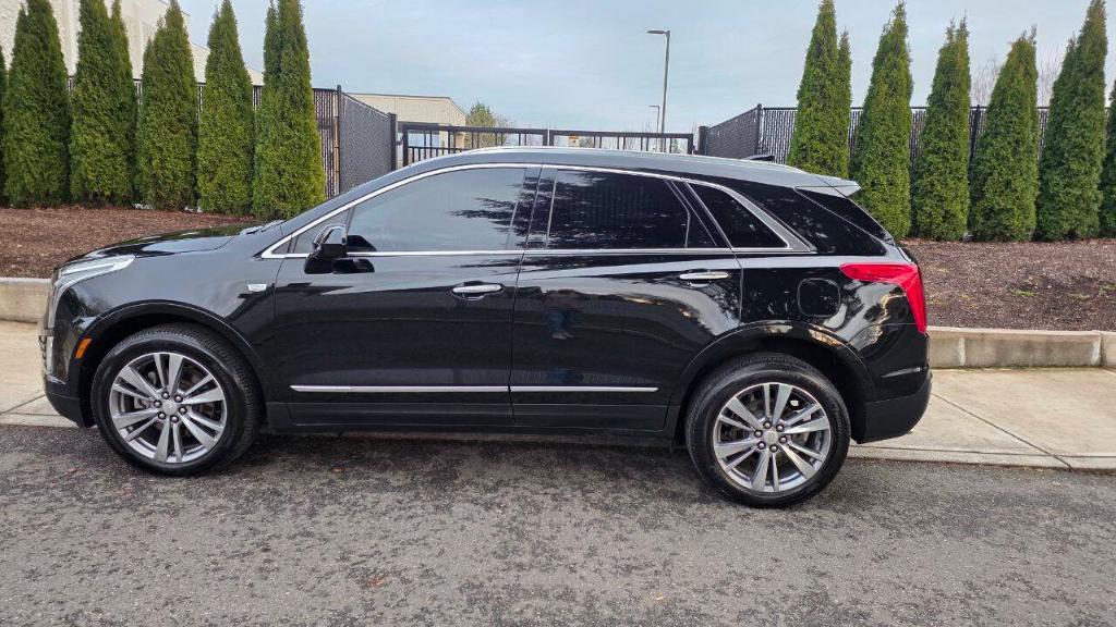 used 2017 Cadillac XT5 car, priced at $16,995