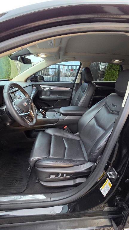 used 2017 Cadillac XT5 car, priced at $16,995