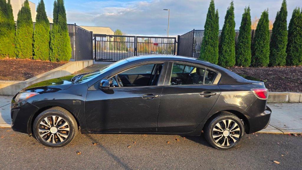 used 2010 Mazda Mazda3 car, priced at $6,995