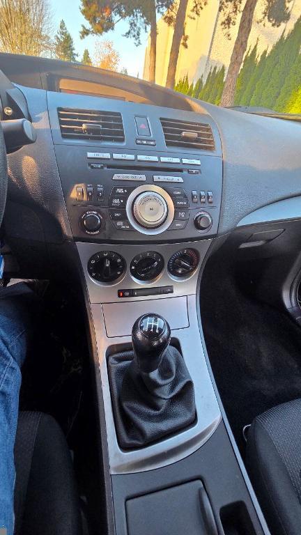 used 2010 Mazda Mazda3 car, priced at $6,995