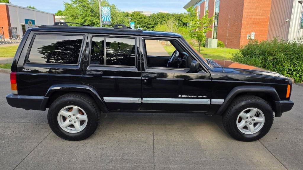 used 2001 Jeep Cherokee car, priced at $8,995