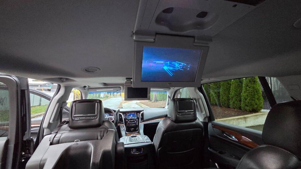 used 2017 Cadillac Escalade ESV car, priced at $25,995