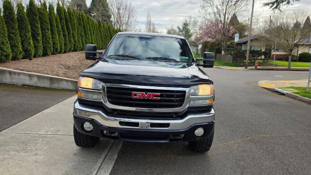 used 2005 GMC Sierra 2500 car, priced at $13,995
