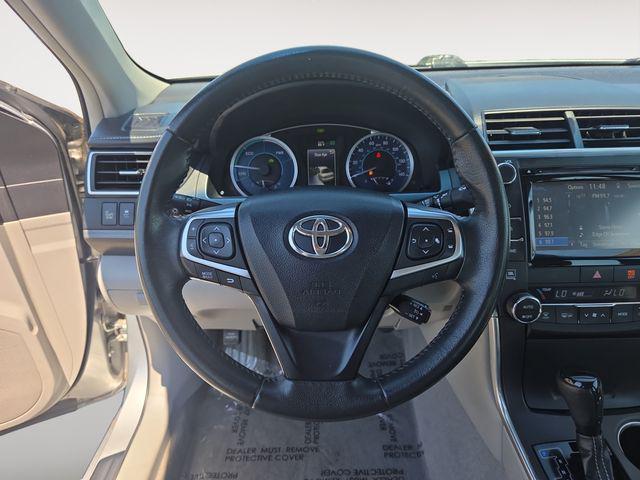 used 2015 Toyota Camry Hybrid car, priced at $16,777