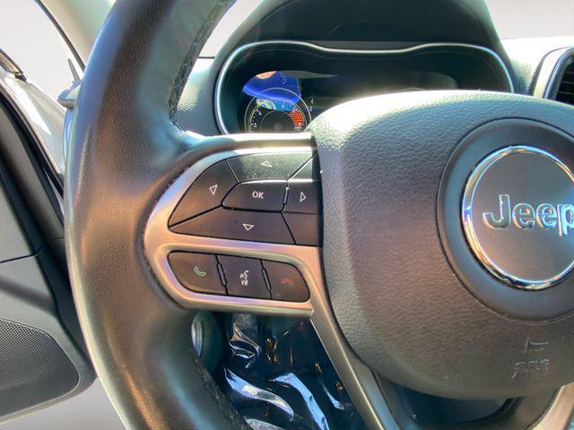 used 2022 Jeep Cherokee car, priced at $18,277