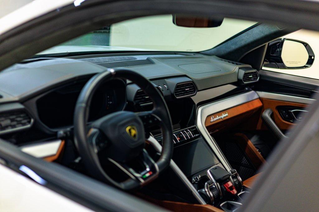used 2021 Lamborghini Urus car, priced at $189,985