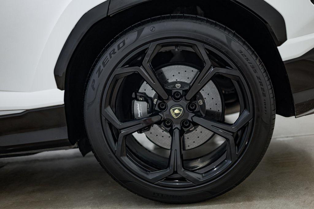 used 2021 Lamborghini Urus car, priced at $189,985