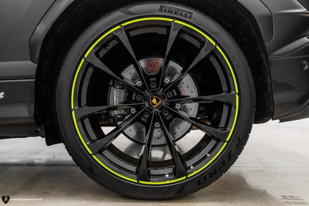 used 2024 Lamborghini Urus car, priced at $262,985