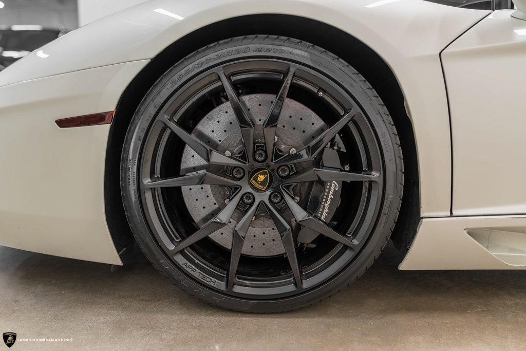 used 2015 Lamborghini Aventador car, priced at $329,985