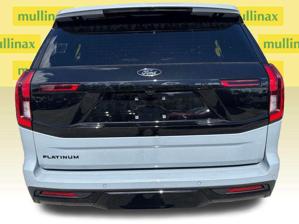 new 2025 Ford Expedition car, priced at $78,566