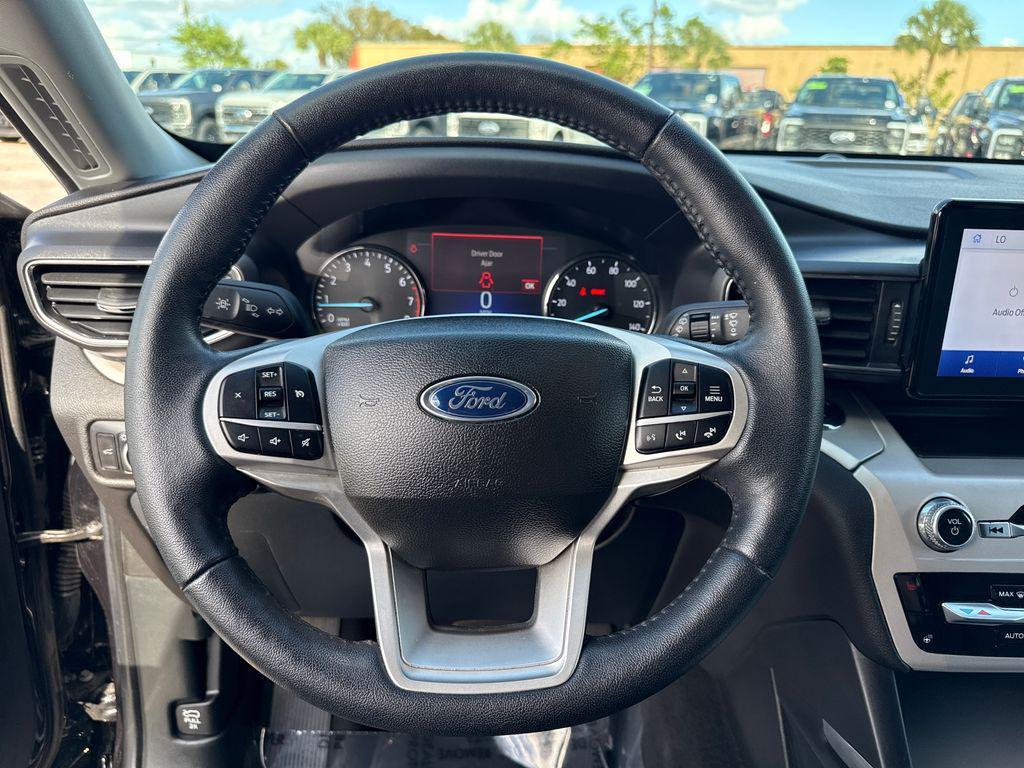 used 2023 Ford Explorer car, priced at $28,900