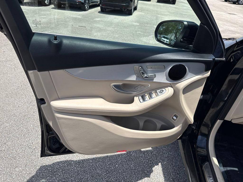 used 2022 Mercedes-Benz GLC 300 car, priced at $25,900