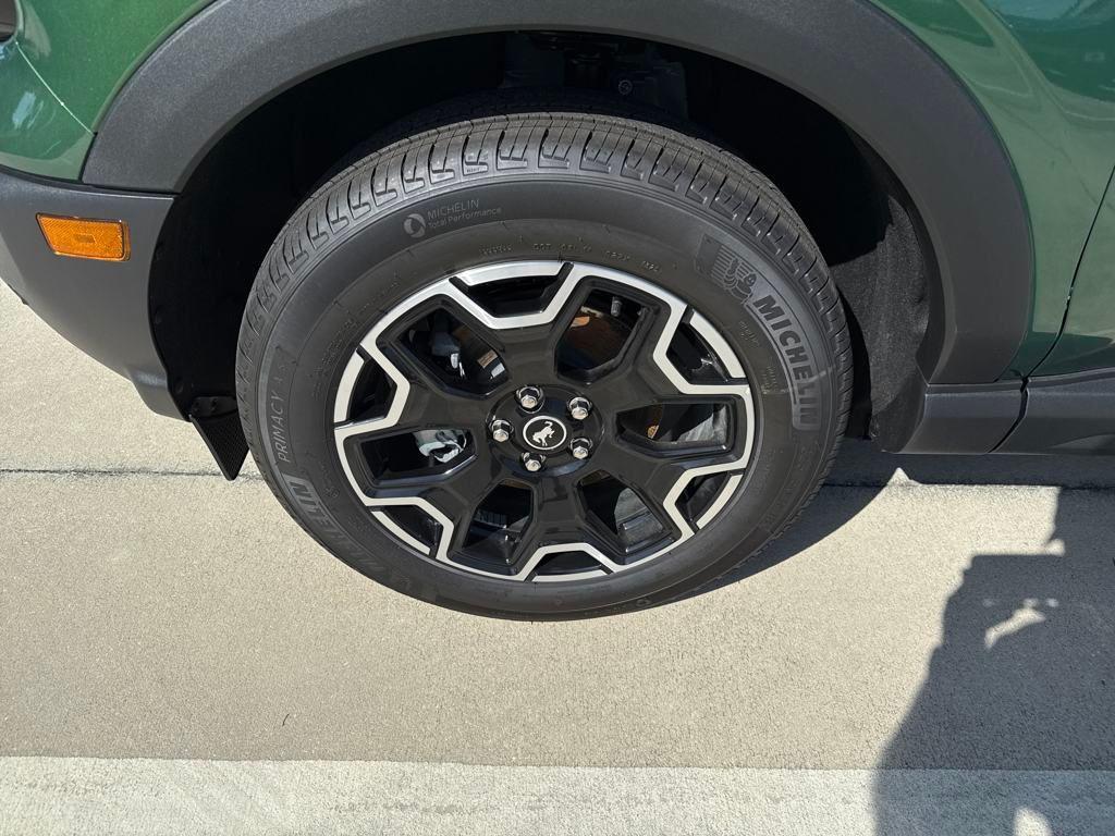 new 2025 Ford Bronco Sport car, priced at $34,991