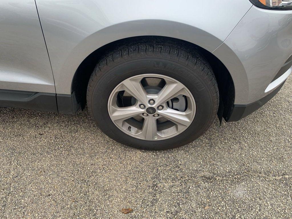 new 2024 Ford Edge car, priced at $29,900