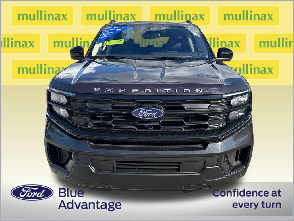 used 2025 Ford Expedition Max car, priced at $59,900