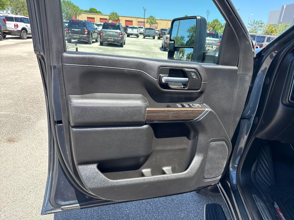 used 2020 Chevrolet Silverado 2500 car, priced at $37,900