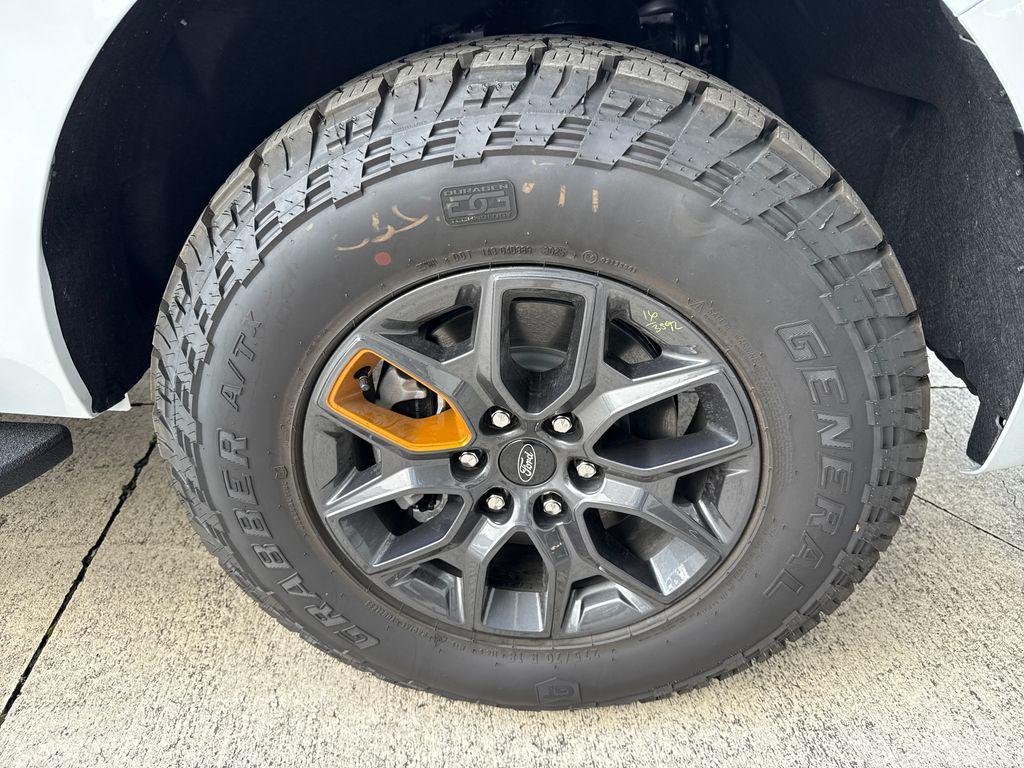 new 2025 Ford Expedition car, priced at $80,437