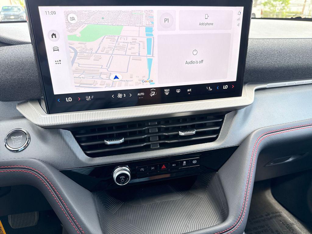 new 2025 Ford Explorer car, priced at $41,178