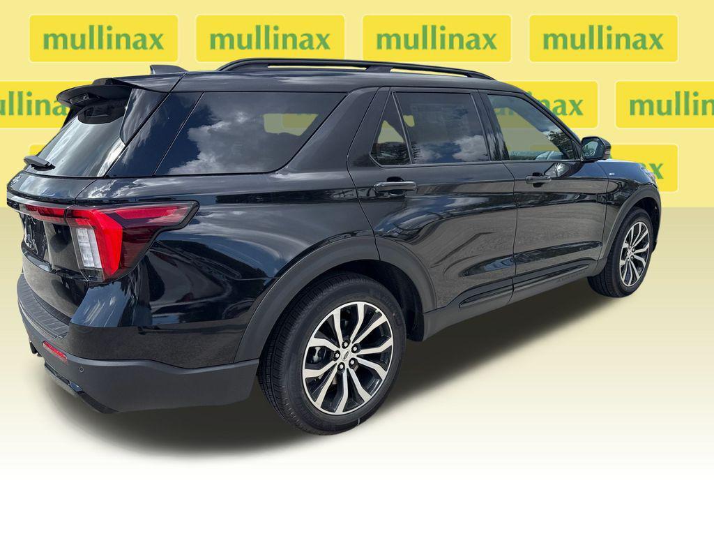 new 2025 Ford Explorer car, priced at $41,178